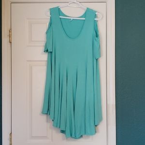 Cold shoulder tunic